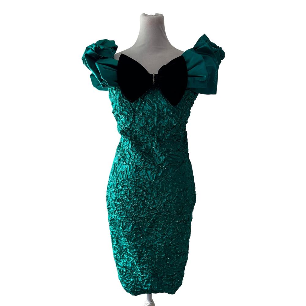 Vintage ‘90s Steppin’ Out Teal & Black Bodycon Cocktail Dress